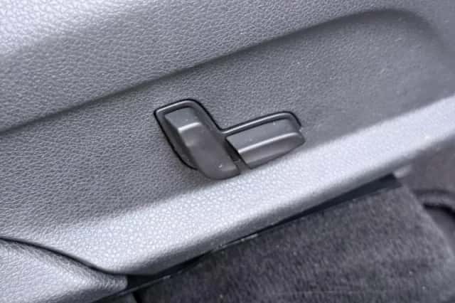 Mercedes-Benz GLC-Klasse (2017) thumbnail 43