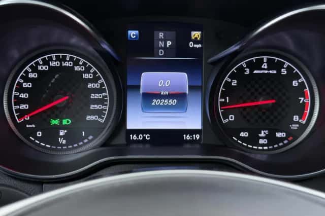 Mercedes-Benz GLC-Klasse (2017) thumbnail 9
