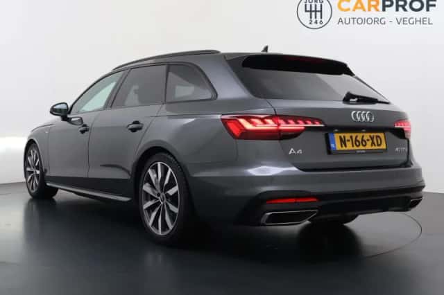 Audi A4 (2022) thumbnail 2