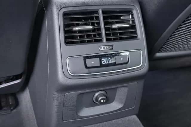 Audi A4 (2022) thumbnail 23
