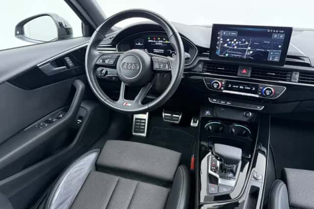 Audi A4 (2022) thumbnail 24