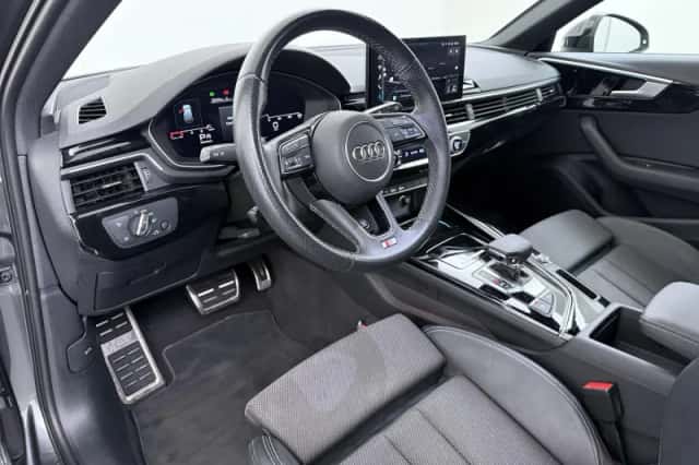 Audi A4 (2022) thumbnail 6