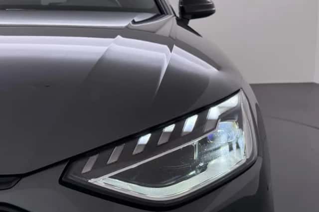 Audi A4 (2022) thumbnail 10