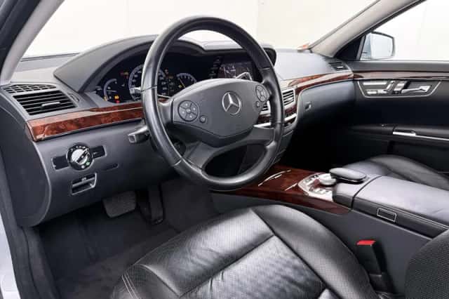 Mercedes-Benz S-Klasse (2011) thumbnail 13