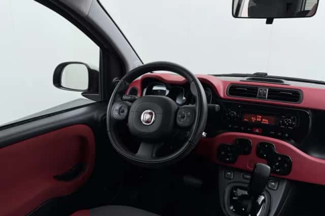 Fiat Panda (2016) thumbnail 21