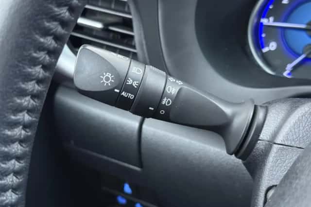 Toyota Hilux (2019) thumbnail 23