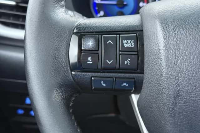 Toyota Hilux (2019) thumbnail 25