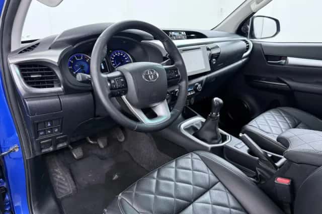 Toyota Hilux (2019) thumbnail 5