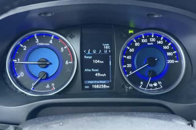 Toyota Hilux (2019) thumbnail 6