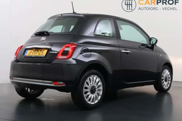 Fiat 500 (2020) thumbnail 3