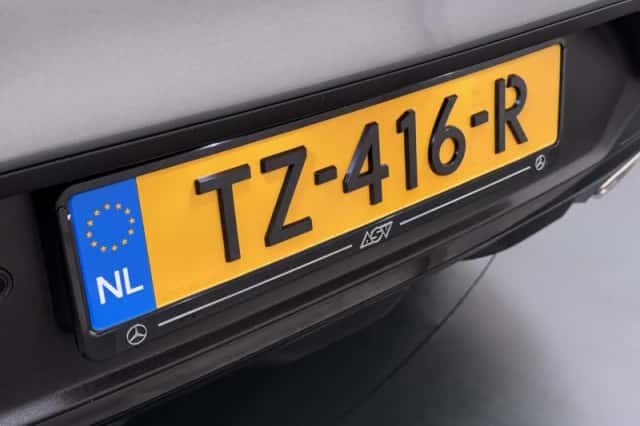 Mercedes-Benz GLC-Klasse (2018) thumbnail 17
