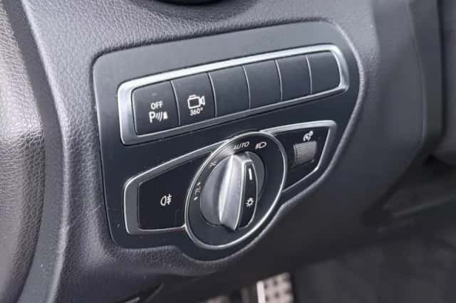 Mercedes-Benz GLC-Klasse (2018) thumbnail 28