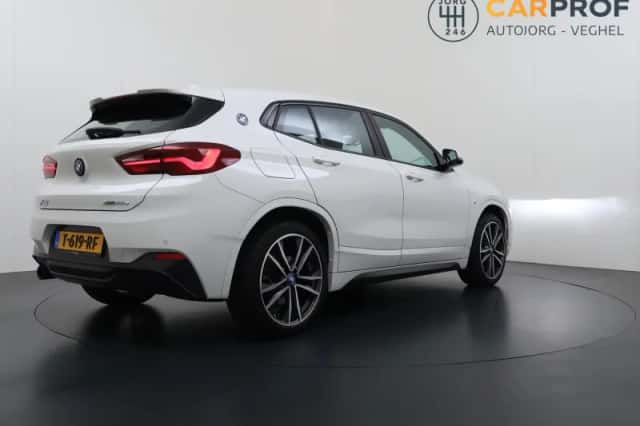 BMW X2 (2023) thumbnail 3