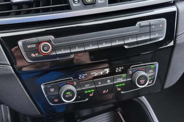 BMW X2 (2023) thumbnail 33
