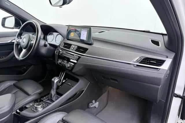 BMW X2 (2023) thumbnail 35
