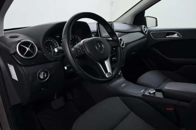 Mercedes-Benz B-Klasse (2012) thumbnail 12