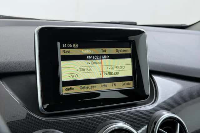 Mercedes-Benz B-Klasse (2012) thumbnail 26