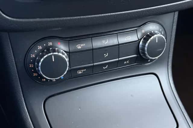 Mercedes-Benz B-Klasse (2012) thumbnail 30