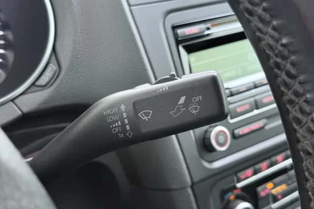 Volkswagen Golf (2012) thumbnail 21
