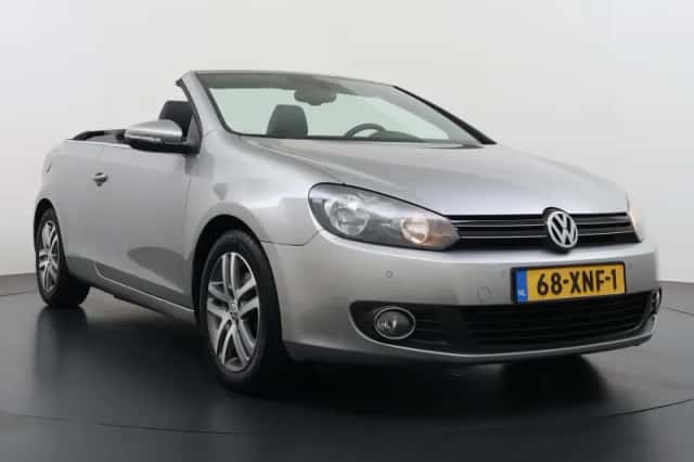 Volkswagen Golf (2012) thumbnail 4