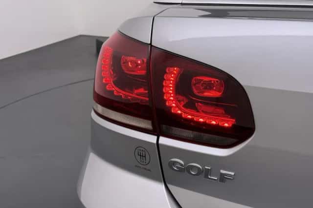 Volkswagen Golf (2012) thumbnail 5