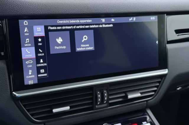 Porsche Cayenne (2018) thumbnail 39