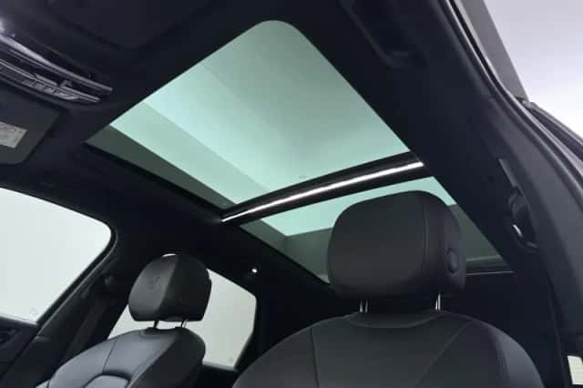 Porsche Cayenne (2018) thumbnail 10