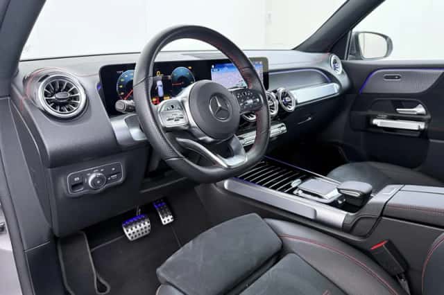 Mercedes-Benz EQB (2024) thumbnail 13