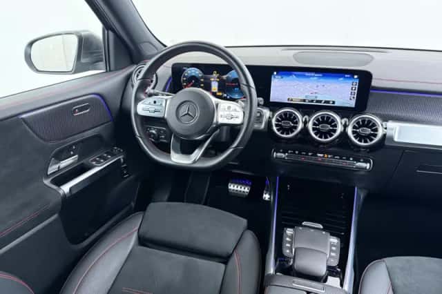 Mercedes-Benz EQB (2024) thumbnail 21