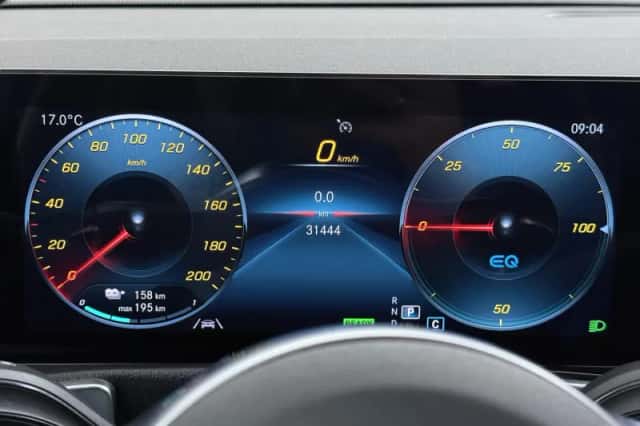 Mercedes-Benz EQB (2024) thumbnail 27