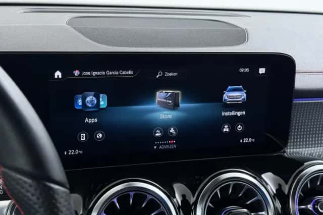 Mercedes-Benz EQB (2024) thumbnail 30