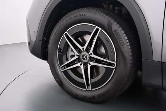 Mercedes-Benz EQB (2024) thumbnail 9
