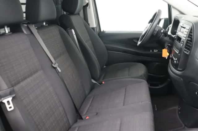 Mercedes-Benz Vito (2018) thumbnail 16