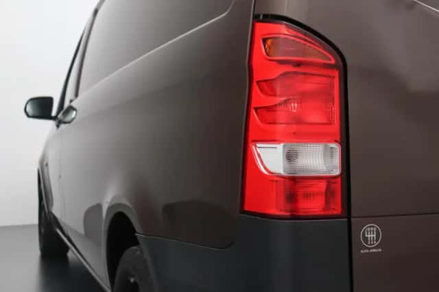 Mercedes-Benz Vito (2018) thumbnail 4