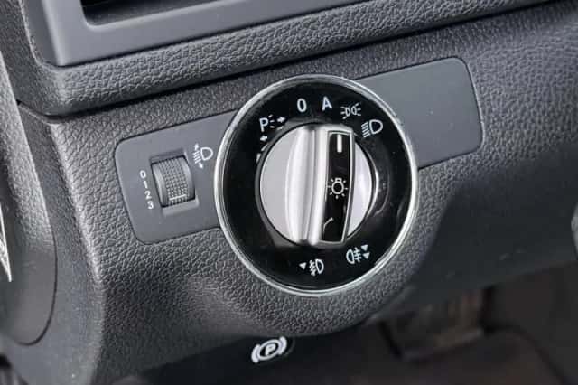Mercedes-Benz C-Klasse (2009) thumbnail 16