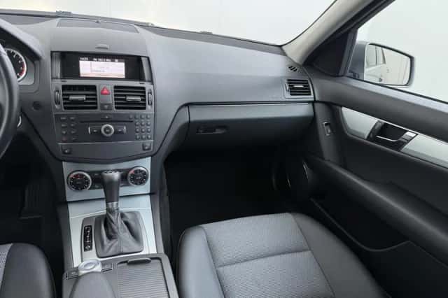 Mercedes-Benz C-Klasse (2009) thumbnail 22