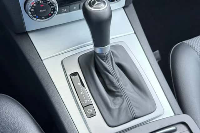 Mercedes-Benz C-Klasse (2009) thumbnail 31