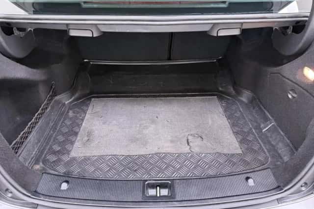 Mercedes-Benz C-Klasse (2009) thumbnail 8