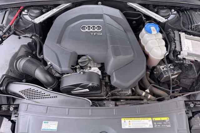 Audi A4 (2017) thumbnail 11
