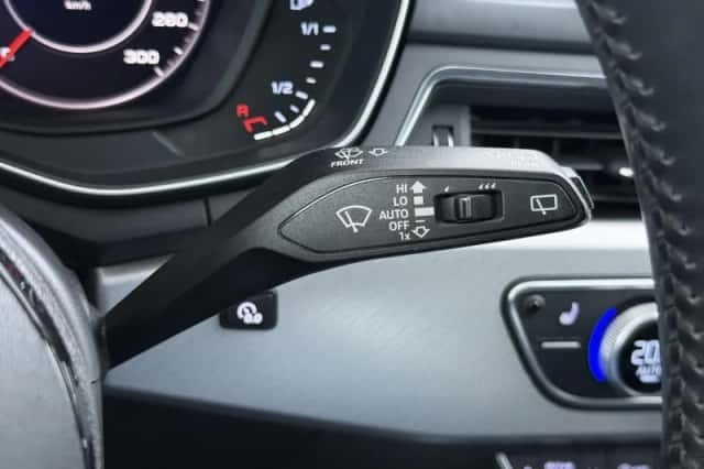 Audi A4 (2017) thumbnail 23