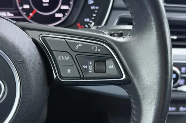 Audi A4 (2017) thumbnail 25