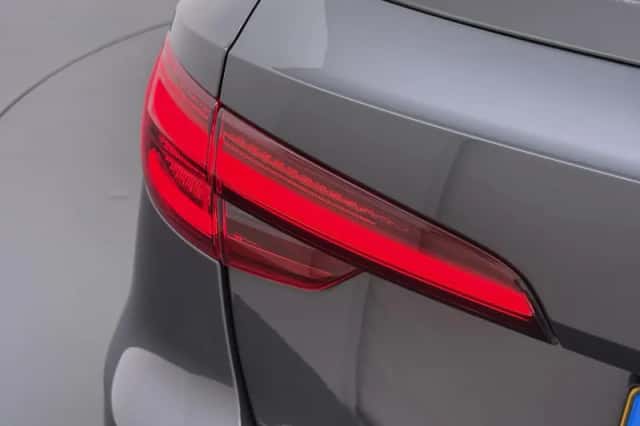 Audi A4 (2017) thumbnail 5