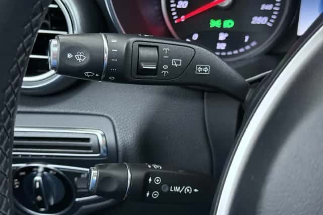 Mercedes-Benz C-Klasse (2016) thumbnail 15