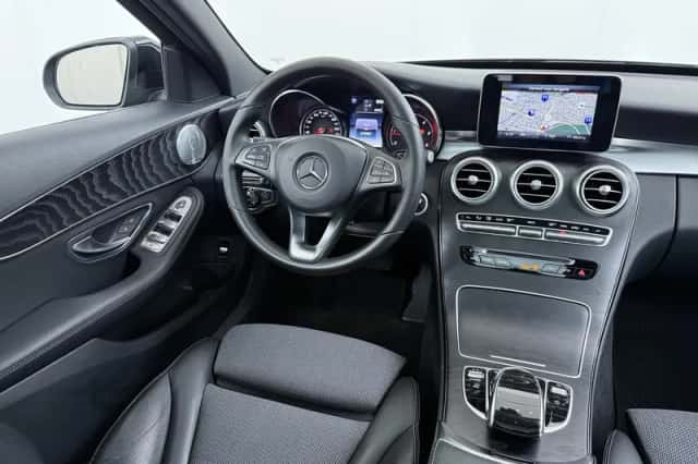 Mercedes-Benz C-Klasse (2016) thumbnail 16