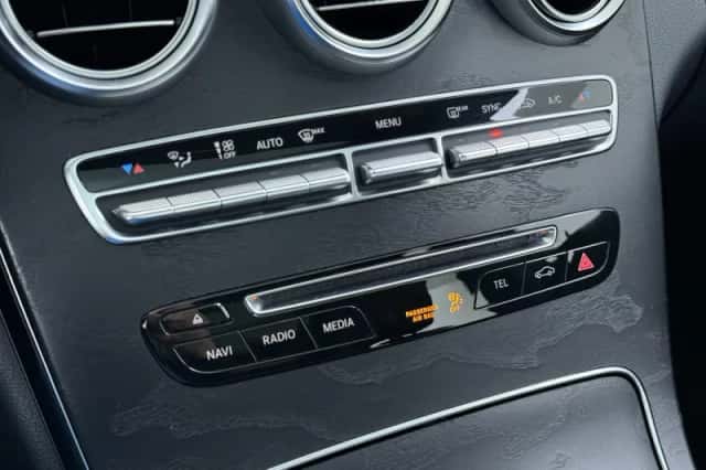 Mercedes-Benz C-Klasse (2016) thumbnail 38