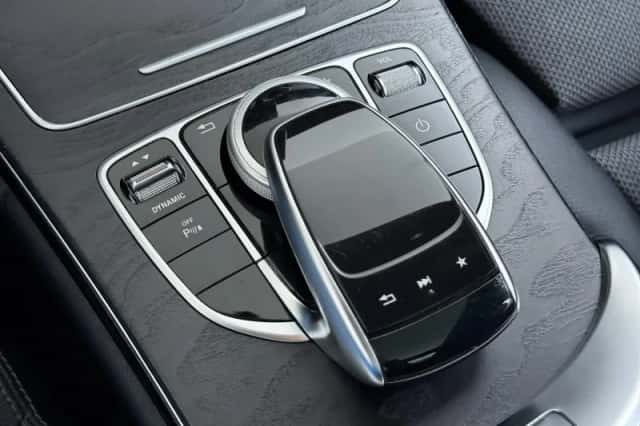 Mercedes-Benz C-Klasse (2016) thumbnail 39