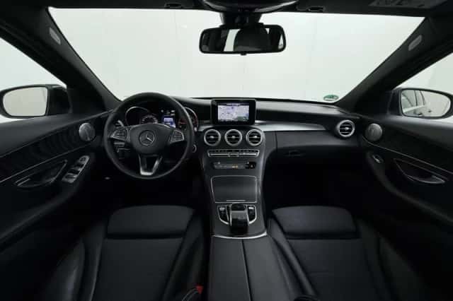 Mercedes-Benz C-Klasse (2016) thumbnail 5