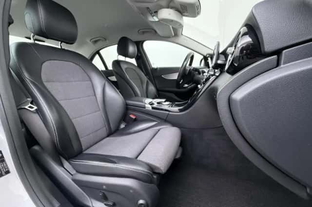 Mercedes-Benz C-Klasse (2016) thumbnail 39