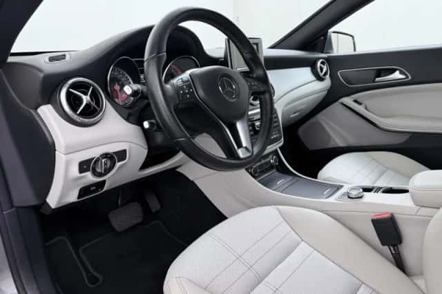 Mercedes-Benz CLA-Klasse (2013) thumbnail 13