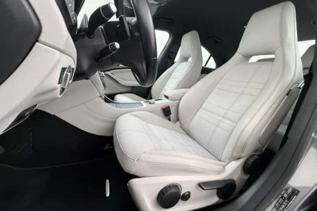 Mercedes-Benz CLA-Klasse (2013) thumbnail 14